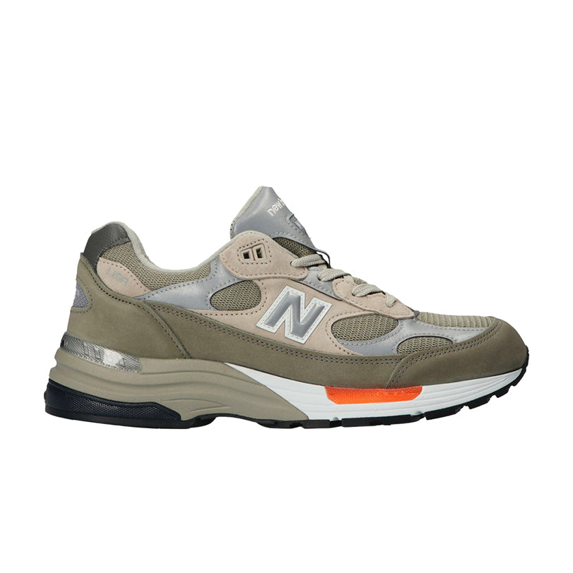 뉴발란스 x 더블탭스 992 메이드 인 USA 올리브