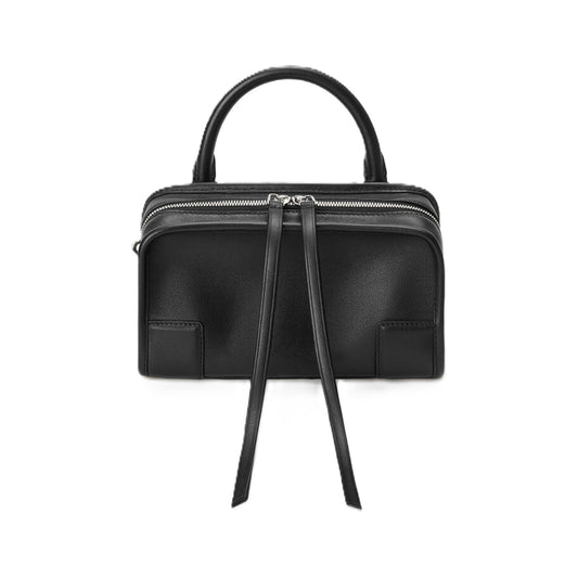 로에베 아마조나 180 소프트 카프스킨 백 블랙