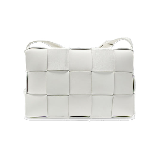 보테가 베네타 카세트백 화이트